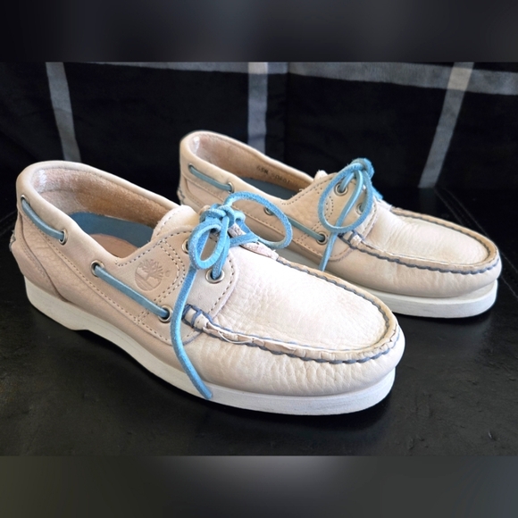 Timberland Art. Classic Boat Leather Unlined Boat Shoe Cream Blue EUC 6.5 - Picture 1 of 9